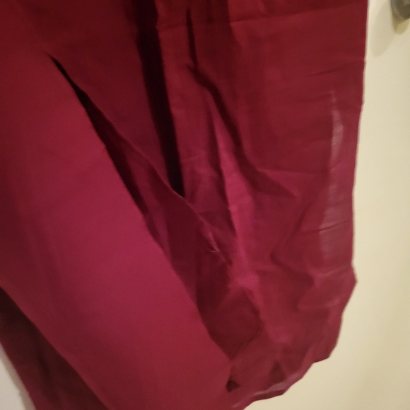 Dress and pants - Picture 5 of 8